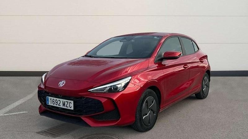 Usado MG MG3 197 CV (144 kW) 2025 Rojo Utilitario