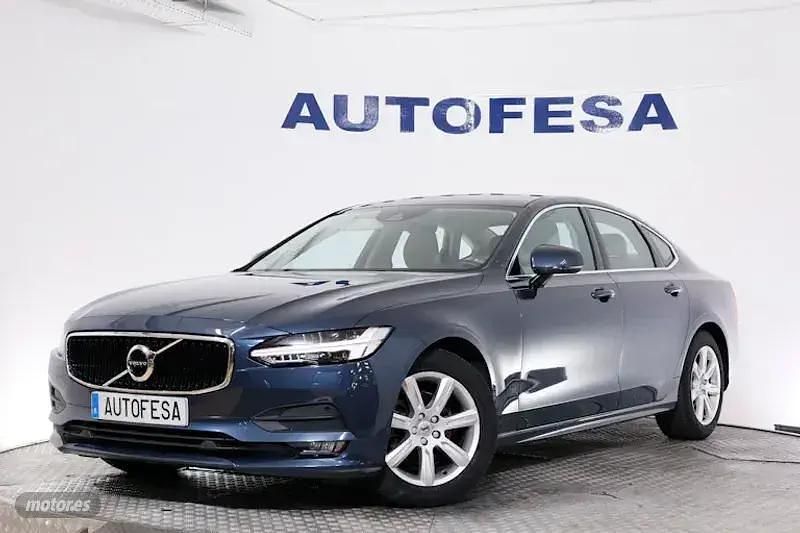 Gris Usado 2020 Volvo S90 Momentum Berlina | 24.850 € (Buen precio) - Imagen 1/4