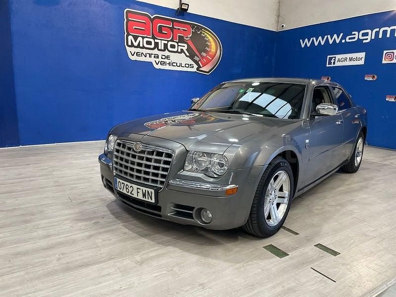 Usado Chrysler 300C 218 CV (160 kW) 2007 Gris / plata Berlina