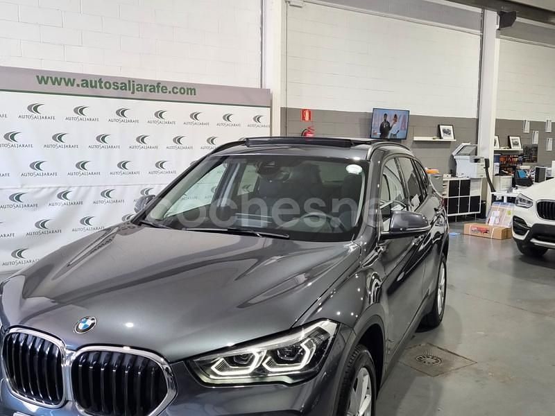 Gris / plata Usado 2021 BMW X1 Comfort Edition SUV | 23.900 € (Buen precio) - Imagen 1/4