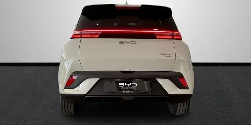 Usado BYD Dolphin Surf Boost 64 kW (88 CV) 2026 Beige Utilitario