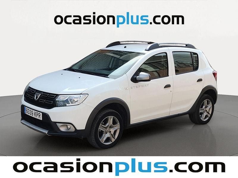 Usado Dacia Sandero Comfort 90 CV (66 kW) 2018 Blanco Utilitario