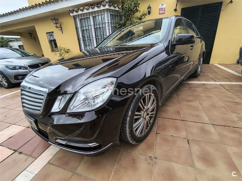 Usado Mercedes E220 Elegance 170 CV (125 kW) 2012 Marrón Berlina