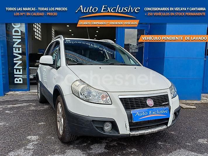 Blanco Usado 2009 Fiat Sedici Dynamic SUV | 6990 € - Imagen 1/4