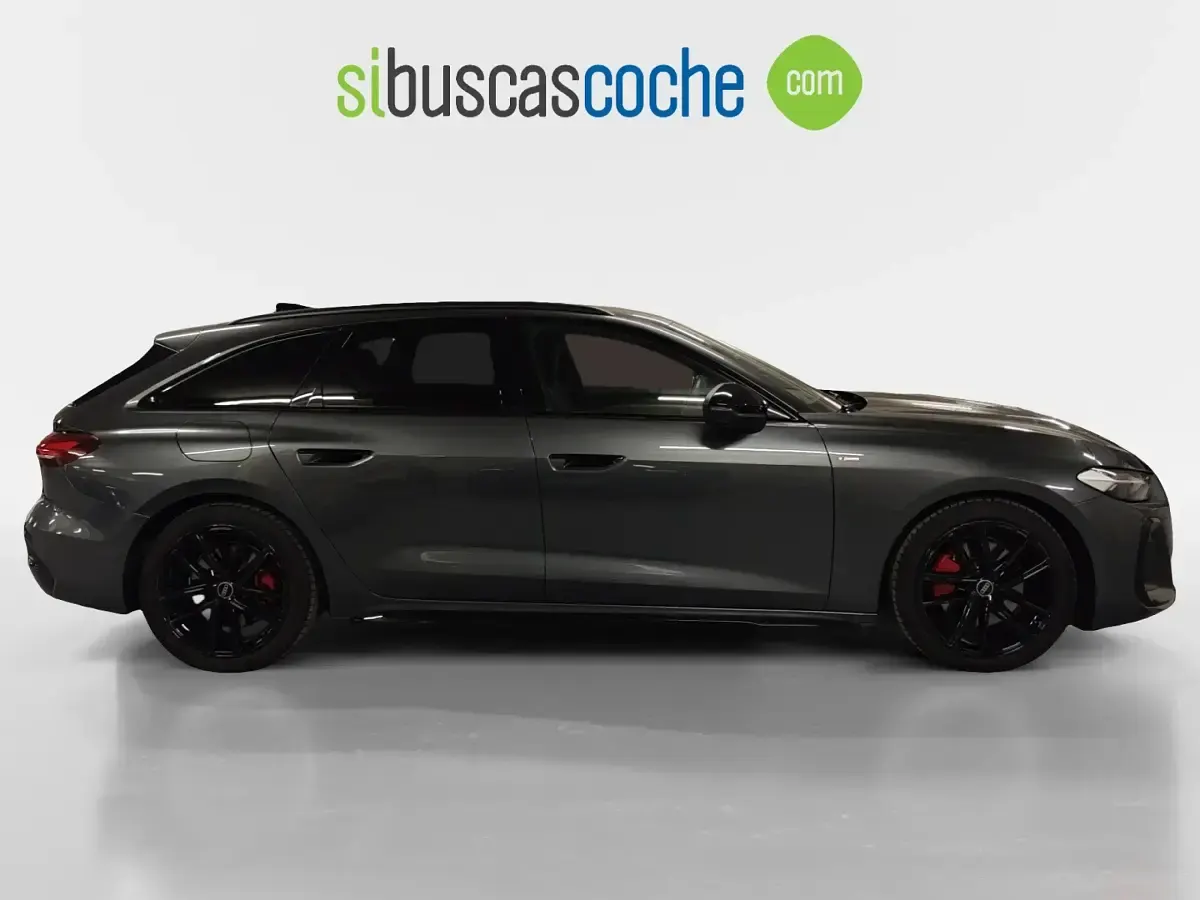 Usado Audi A5 204 CV (150 kW) 2025 Gris/plata Familiar