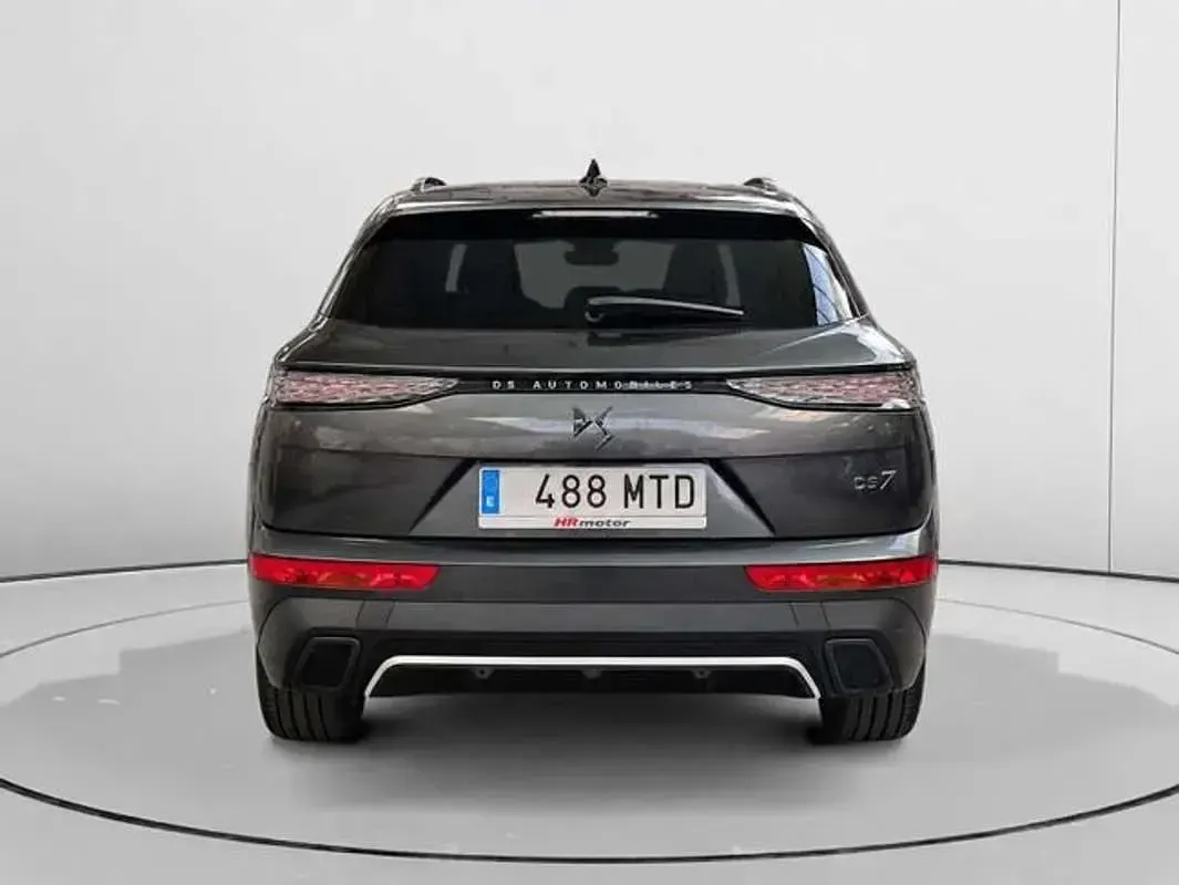 Usado DS Automobiles DS7 Crossback Performance 130 CV (95 kW) 2024 Gris SUV