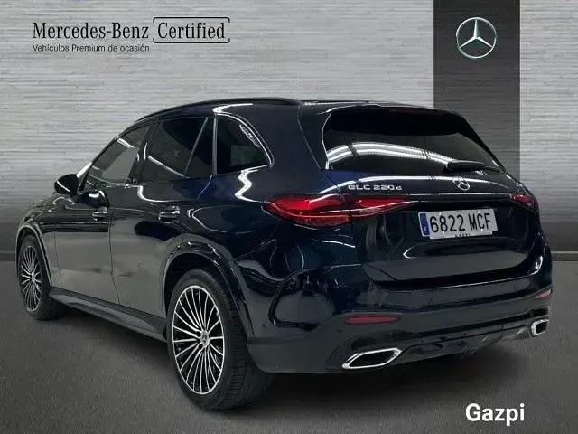 Usado Mercedes GLC220 AMG line 197 CV (144 kW) 2022 Negro SUV