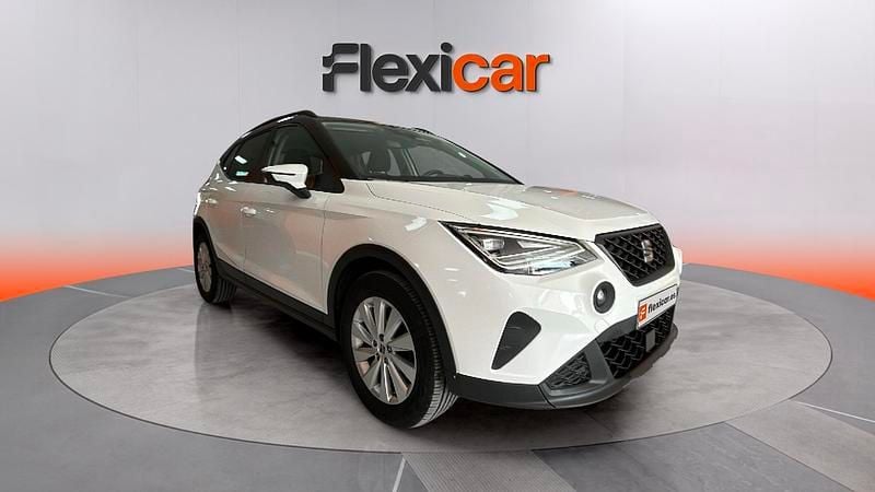 Usado Seat Arona Reference 95 HP (69 kW) 2021 Branco SUV