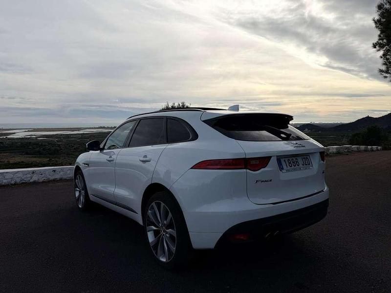 Usado Jaguar F-Pace R-Sport 180 CV (132 kW) 2017 Blanco SUV
