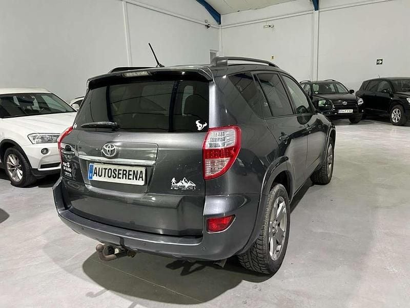 Usado Toyota RAV4 Executive 150 CV (110 kW) 2010 Gris SUV