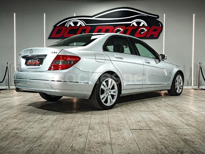 Usado Mercedes C220 170 CV (125 kW) 2009 Gris / plata Berlina