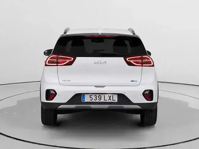 Usado Kia Niro 141 CV (103 kW) 2022 Blanco SUV