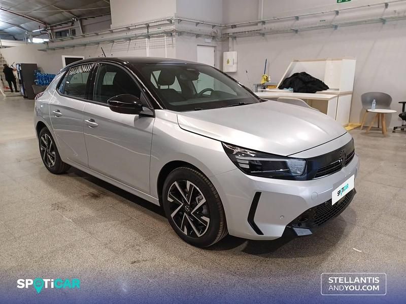 Nuevo Opel Corsa 100 CV (73 kW) 2026 Gris Utilitario