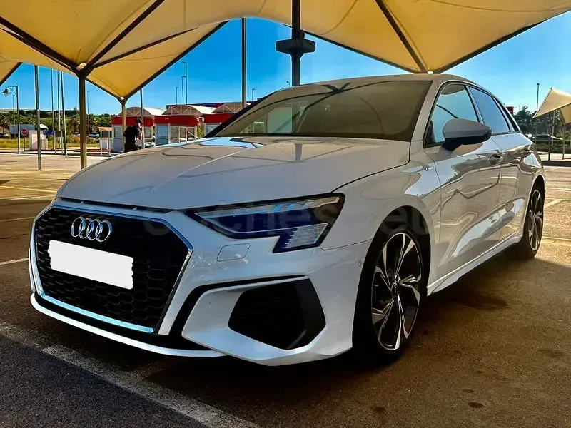 Usado Audi A3 S-Line 150 CV (110 kW) 2022 Blanco Berlina