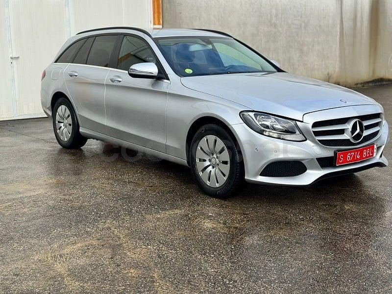 Usado Mercedes C200 Elegance 136 CV (100 kW) 2015 Gris / plata Familiar
