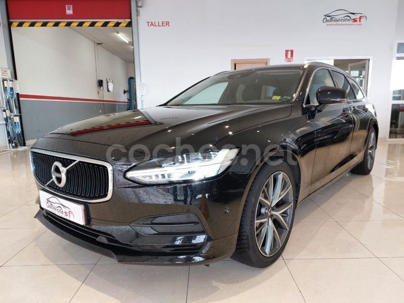 Negro Usado 2017 Volvo V90 Momentum Familiar | 24.900 € (Caro) - Imagen 1/4