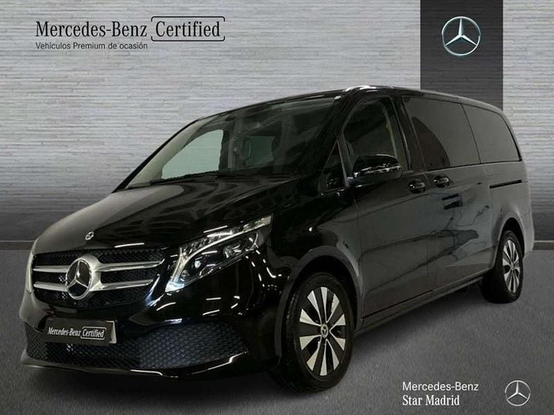 Usado Mercedes E250 190 CV (139 kW) 2023 Negro Familiar