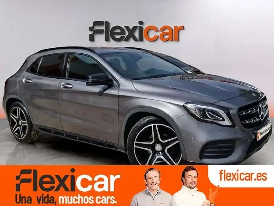 Usado Mercedes GLA200 AMG line 136 CV (100 kW) 2017 SUV