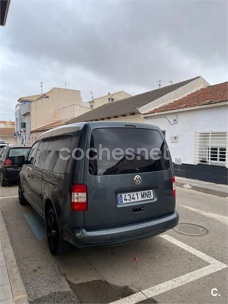 Usado VW Caddy Maxi Life Life 104 CV (76 kW) 2008 Negro Monovolumen