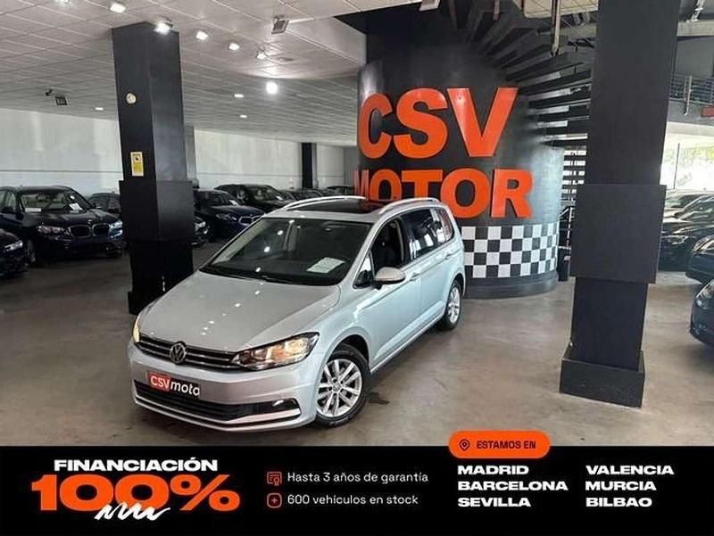 Plateado Usado 2020 VW Touran Advance Monovolumen | 16.850 € (Super precio) - Imagen 1/4