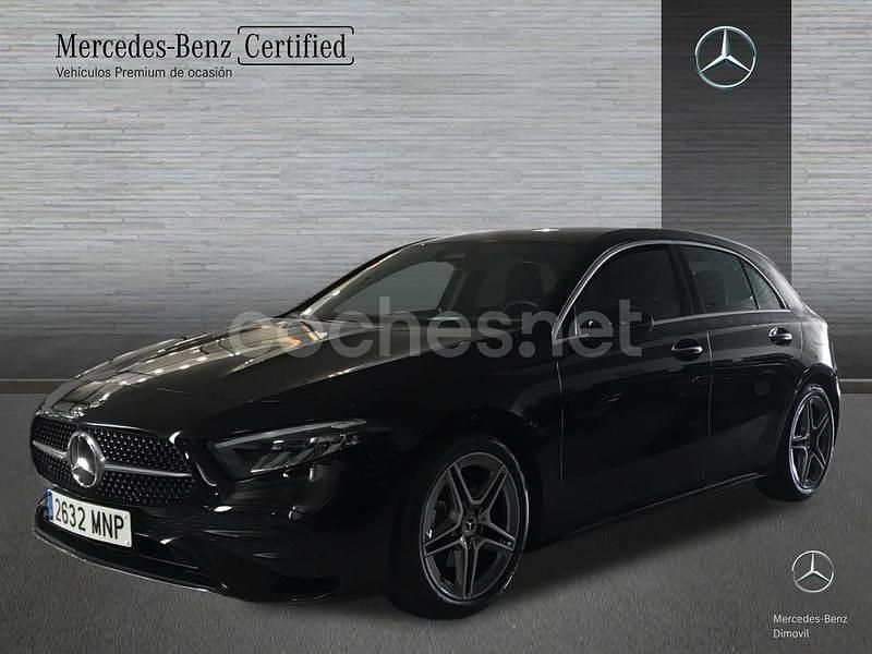 Negro Usado 2024 Mercedes A200 AMG line Berlina | 34.900 € (Precio justo) - Imagen 1/4