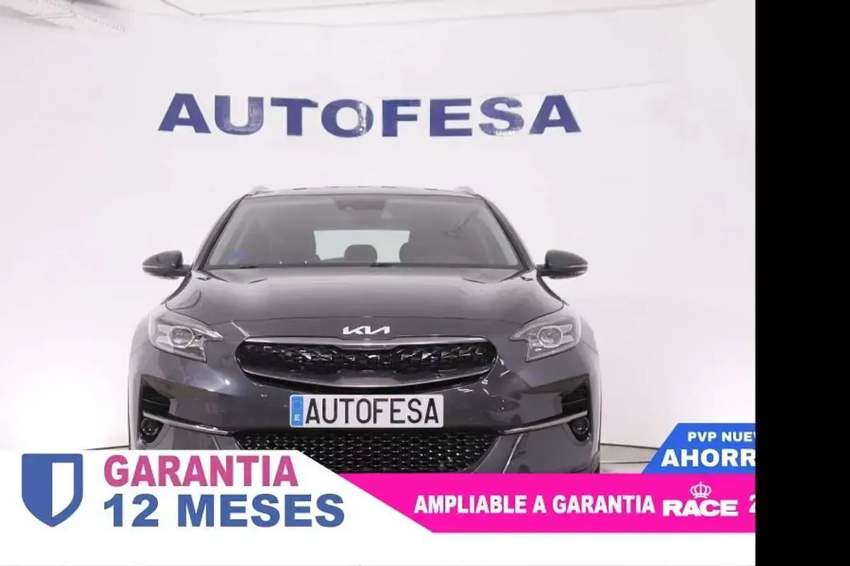 Usado Kia XCeed 141 CV (103 kW) 2022 Gris SUV