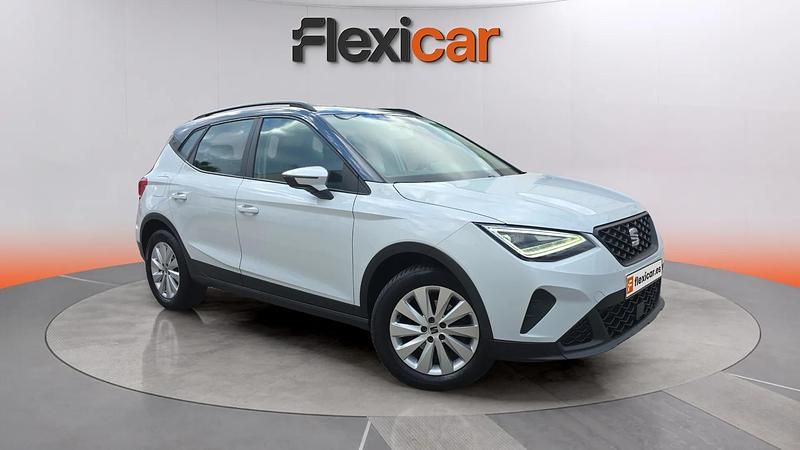 Usado Seat Arona Style 116 CV (85 kW) 2022 Blanco SUV