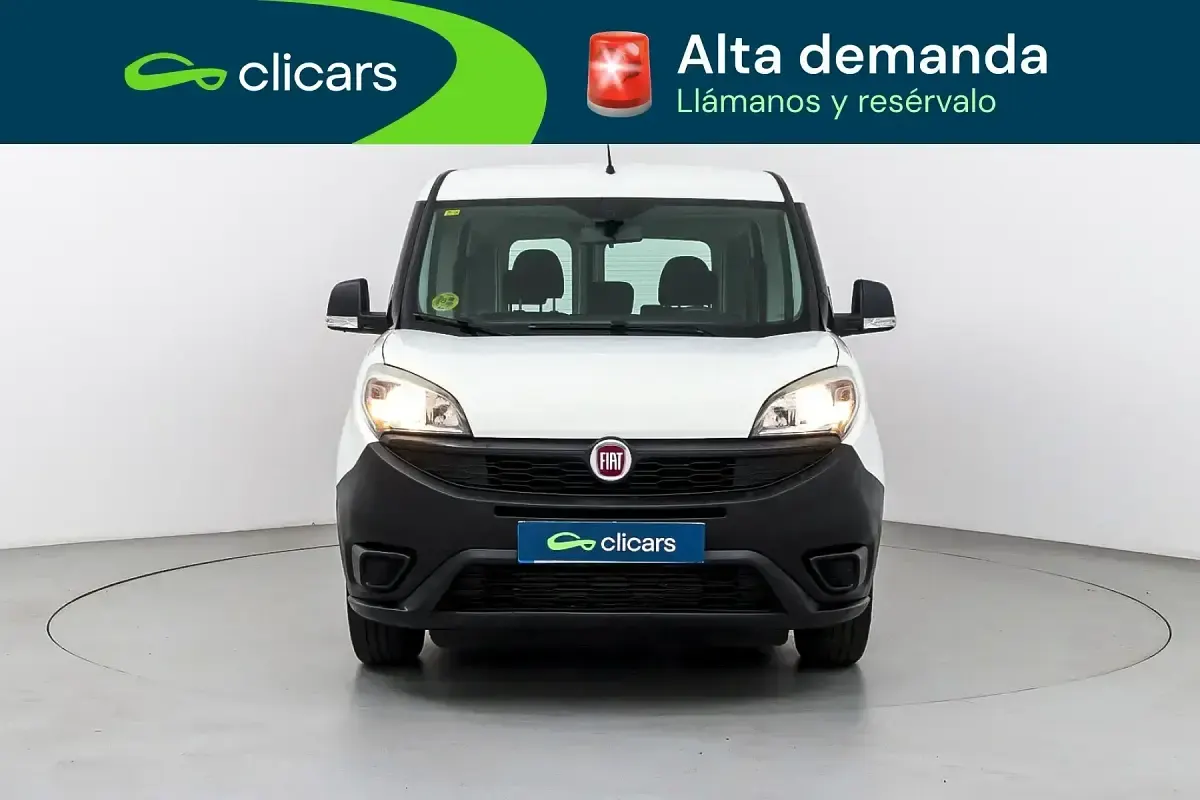 Usado Fiat Doblò Pop 90 CV (66 kW) 2016 Blanco Monovolumen