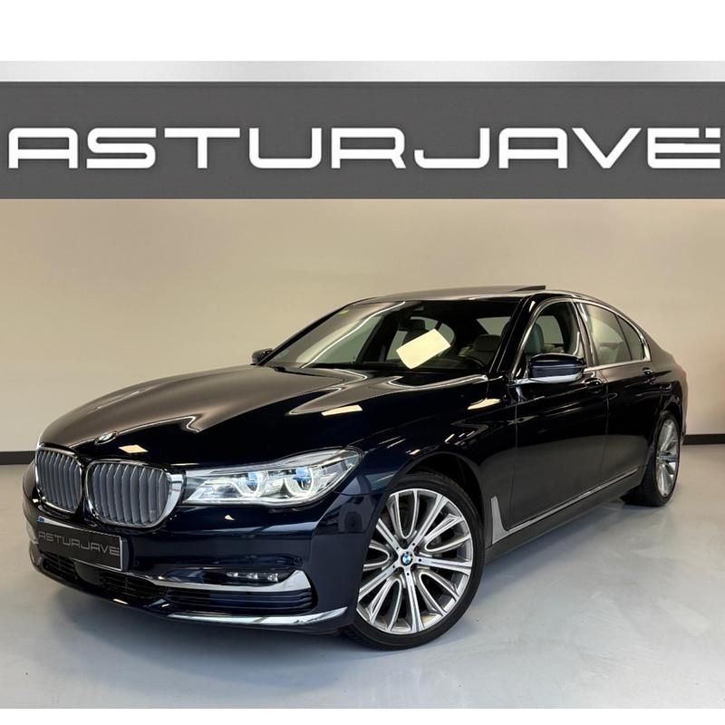 Usado BMW 730 Comfort Edition 258 CV (189 kW) 2015 Azul Berlina