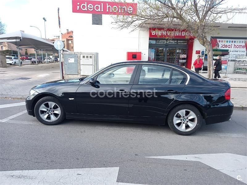 Usado BMW 318 129 CV (94 kW) 2007 Negro Berlina