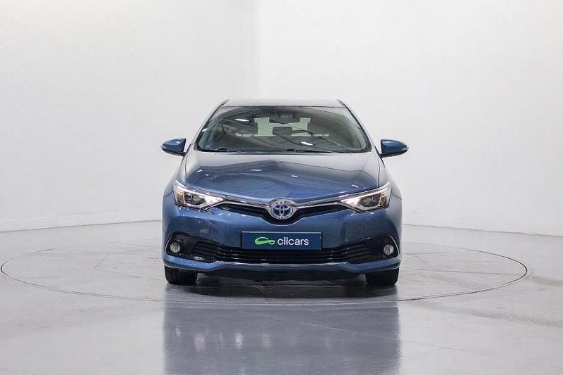 Usado Toyota Auris Hybrid Advance 136 CV (100 kW) 2016 Azul Berlina
