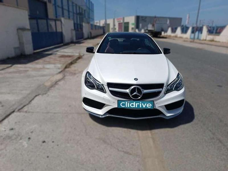 Usado Mercedes E220 Elegance 170 CV (125 kW) 2013 Blanco Coupe
