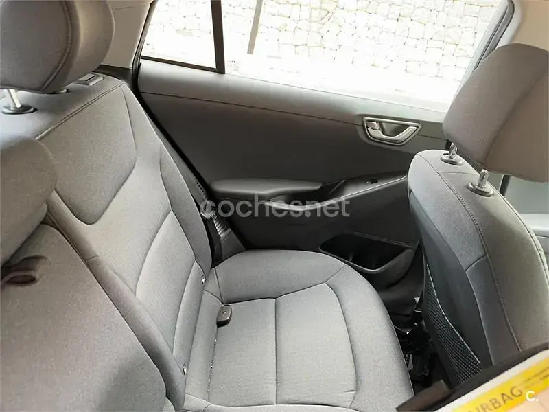 Usado Hyundai Ioniq 141 CV (103 kW) 2020 Blanco Utilitario