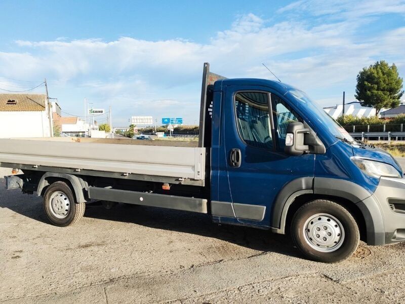 Usado Citroën Jumper 150 CV (110 kW) 2016 Azul Monovolumen