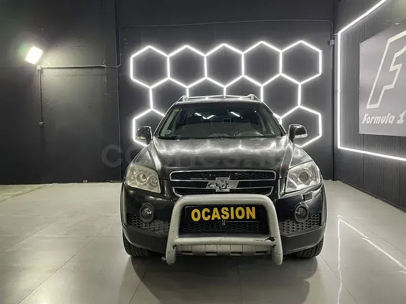 Usado Chevrolet Captiva LS 150 CV (110 kW) 2007 Negro SUV