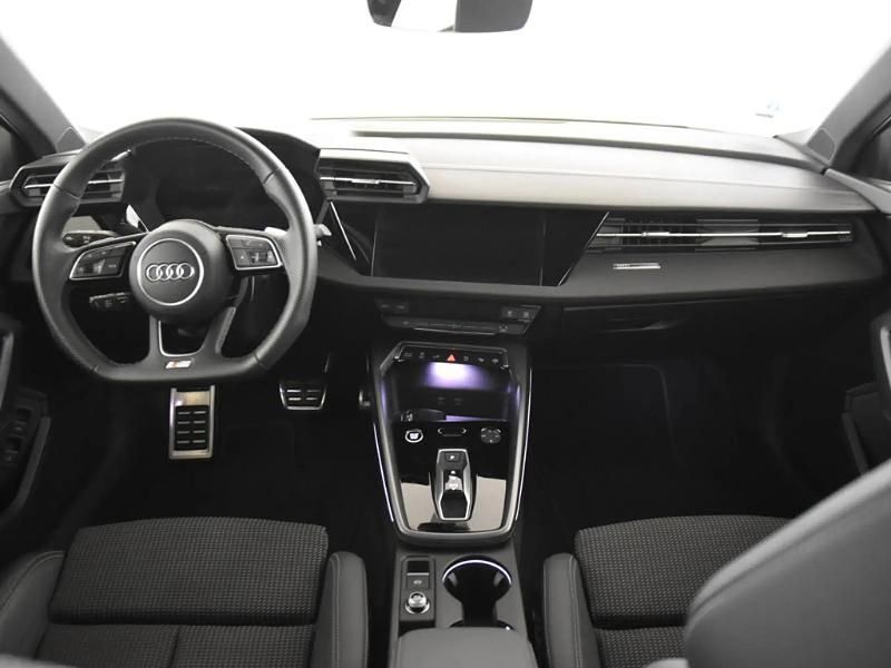 Usado Audi A3 Sportback e-tron S-Line 204 CV (150 kW) 2025 Verde Utilitario