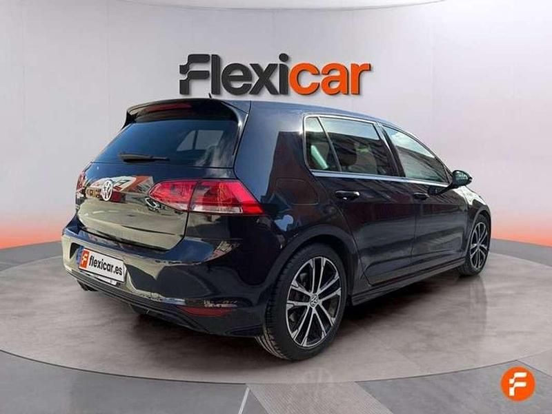 Usado VW Golf VII Sport 150 CV (110 kW) 2017 Negro Utilitario
