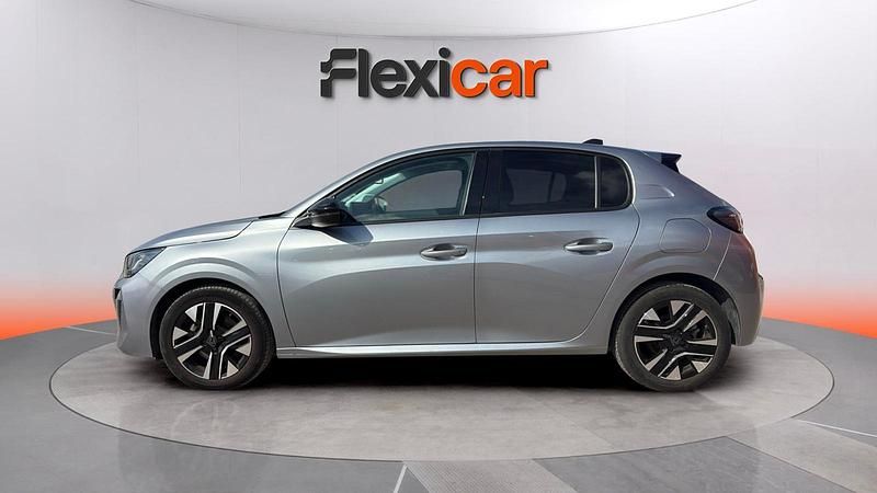 Usado Peugeot 208 Allure 102 CV (75 kW) 2024 Gris Utilitario
