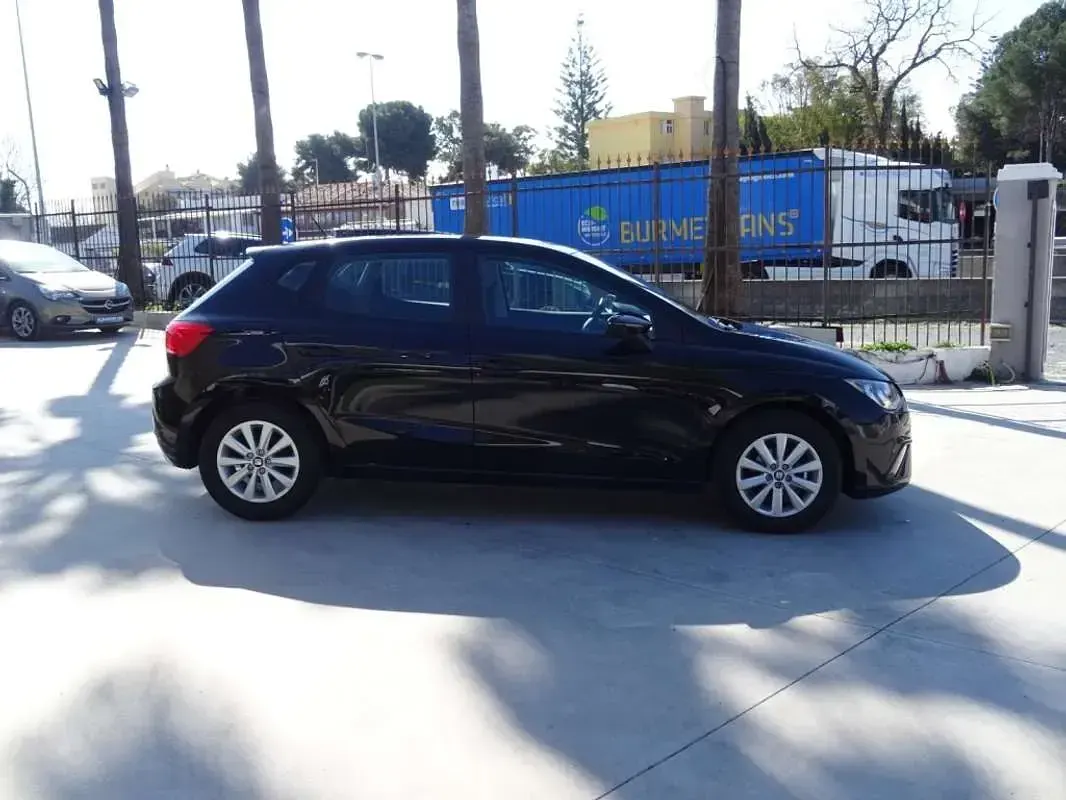 Usado Seat Ibiza Business 80 CV (58 kW) 2020 Negro Utilitario