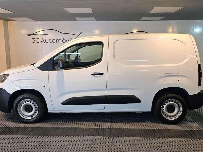 Usado Peugeot Partner 72 CV (52 kW) 2019 Blanco Monovolumen