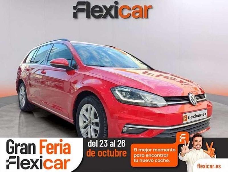 Rojo Usado 2020 VW Golf VIII Advance Familiar | 15.290 € (Super precio) - Imagen 1/4