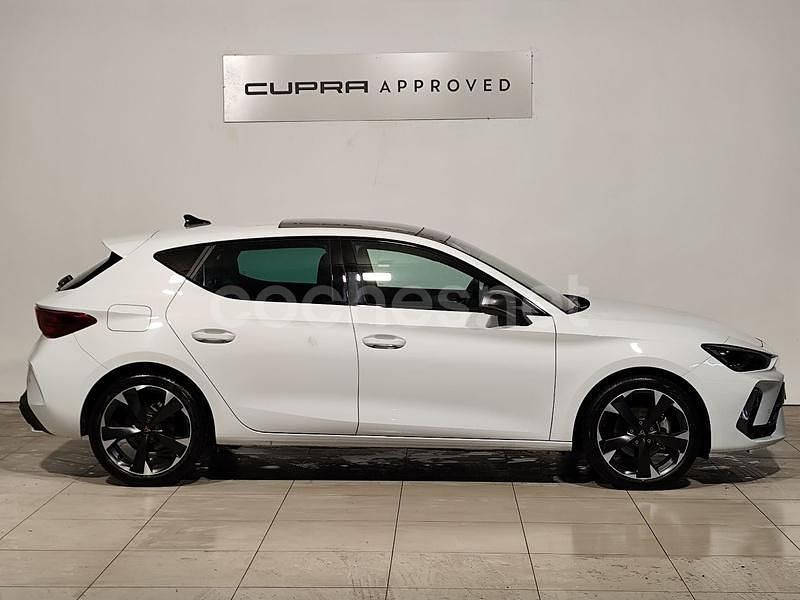 Usado Cupra Leon 150 CV (110 kW) 2024 Blanco Berlina