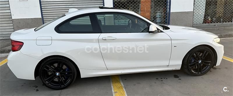 Usado BMW 218 M Sport 150 HP (110 kW) 2017 Branco Coupé