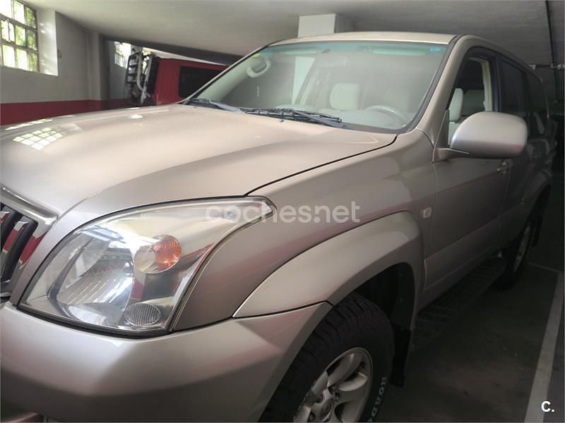 Usado Toyota Land Cruiser 163 CV (119 kW) 2005 Beige SUV