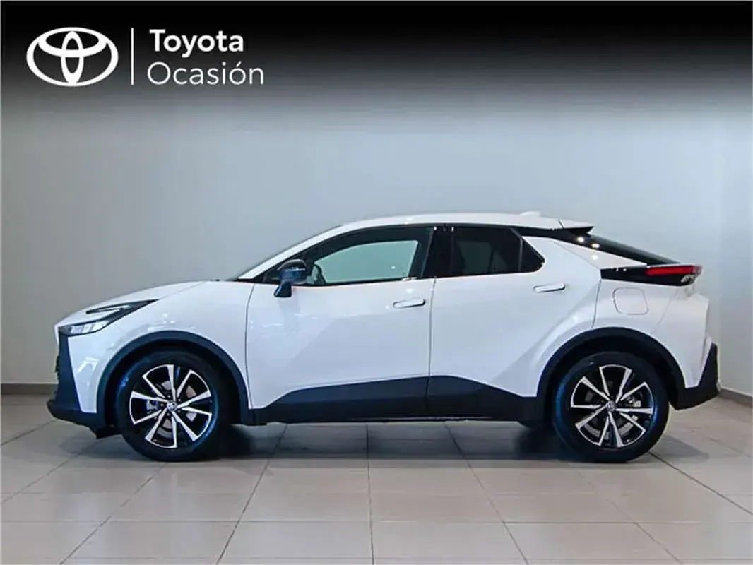 Usado Toyota C-HR Advance 140 CV (102 kW) 2025 Blanco SUV