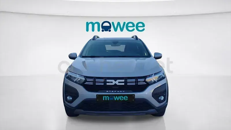 Usado Dacia Sandero Expression 91 CV (66 kW) 2024 Gris / plata Berlina