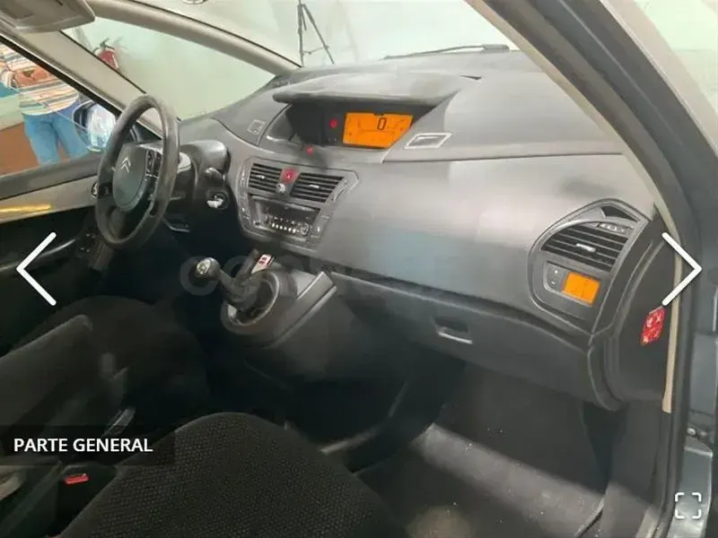 Usado Citroën C4 Picasso 120 CV (88 kW) 2008 Gris / plata Monovolumen