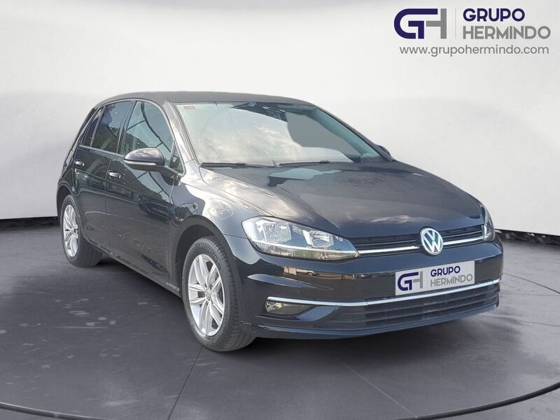 Negro Usado 2018 VW Golf VII Advance Berlina | 16.975 € (Precio justo) - Imagen 1/4