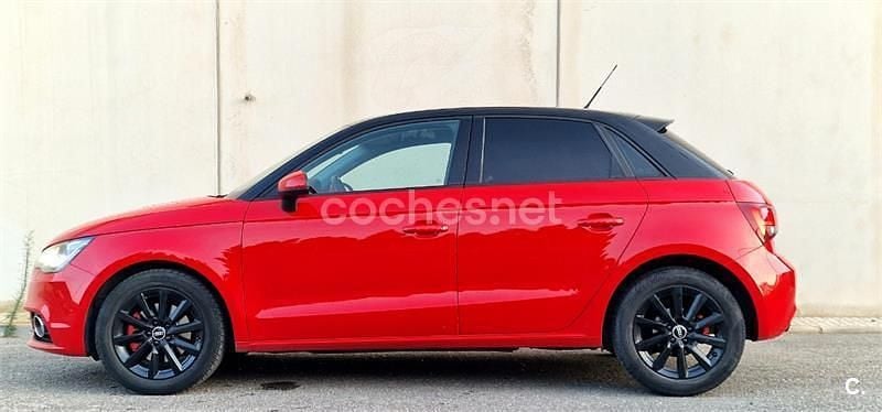 Rojo Usado 2013 Audi A1 Sportback Ambition Utilitario | 10.500 € (Precio justo) - Imagen 1/4