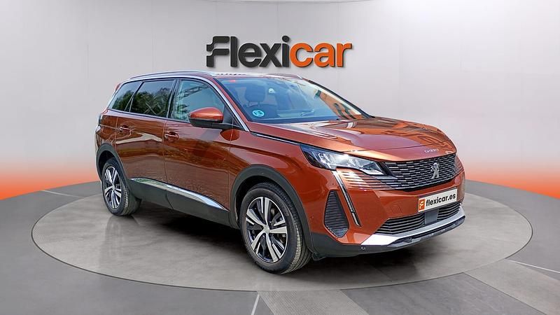 Begagnad Peugeot 5008 Allure 131 HK (96 kW) 2021 SUV